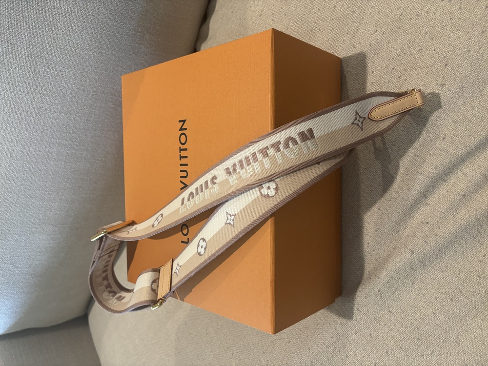Louis Vuitton bag strap